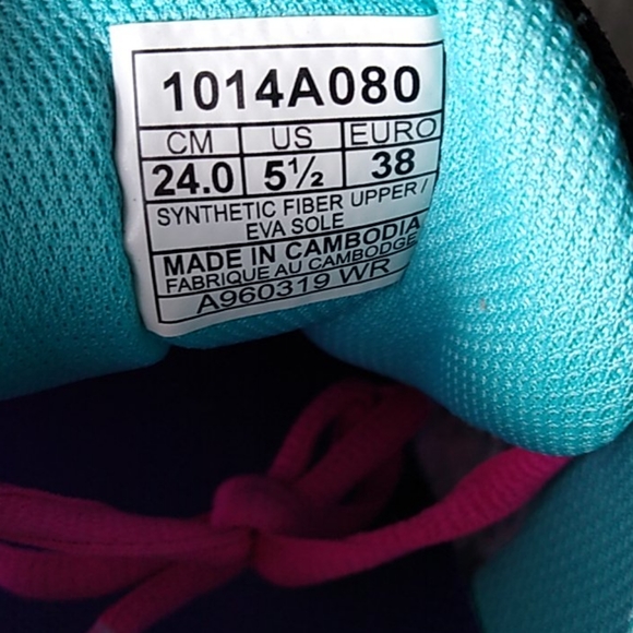 ❌️SOLD❌️ Asics Soulyte Youth Running Shoe - Picture 9 of 10